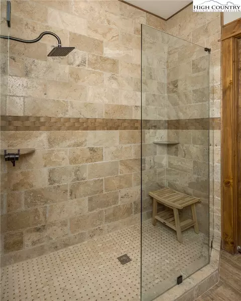 Bath - 228 Goldenrod Rd, Boone, NC 28607 photo 7 of 7