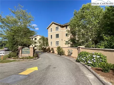 140 Gateway Dr #302, Boone, NC 28607