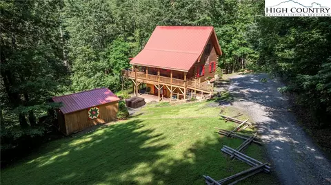 637 Monticello Dr, West Jefferson, NC 28694