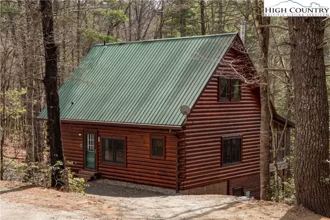 Exterior - 268 Roaring Rdg, Deep Gap, NC 28618 photo 10 of 11