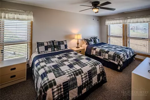 Bedroom - 105 Skiloft Rd, Beech Mountain, NC 28604 photo 4 of 7