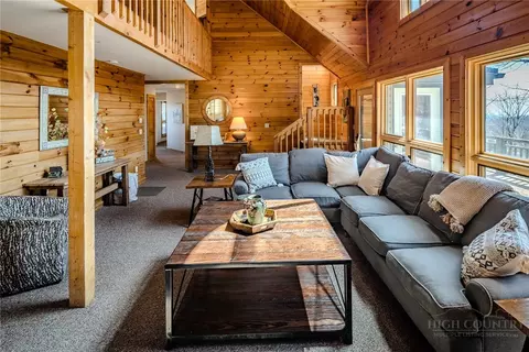 Living - 105 Skiloft Rd, Beech Mountain, NC 28604 photo 6 of 6