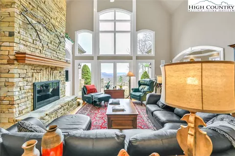 Living - 164 St Andrews Dr, Roaring Gap, NC 28668 photo 1 of 3