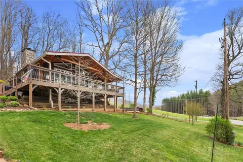 574 Cherry Ave, West Jefferson, NC 28694