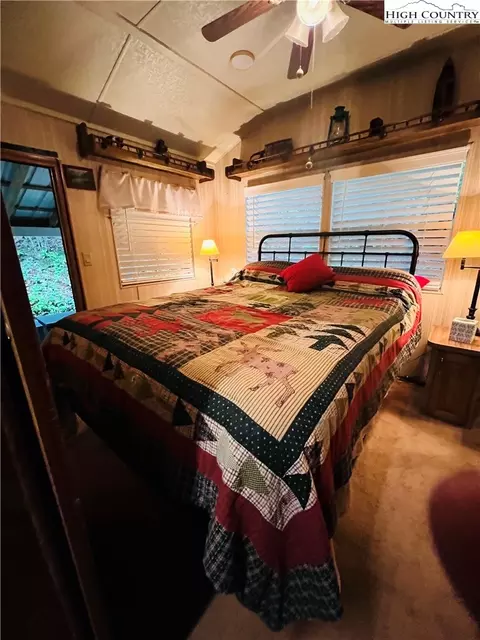 Bedroom - 85 Jack Pine Loop, Newland, NC 28657 photo 2 of 2