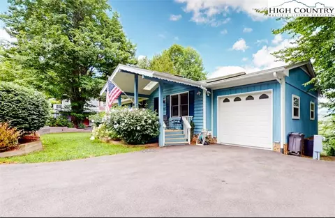 261 Knoll Cir, Newland, NC 28657