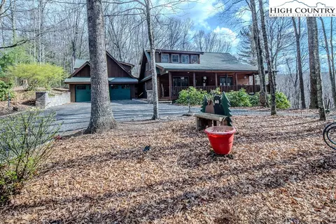 632 Vista Ridge Rd, West Jefferson, NC 28694