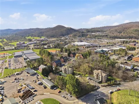 View/Area - 155 Gateway Dr #101, Boone, NC 28607 photo 1 of 4