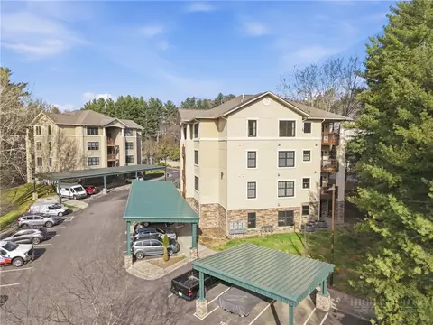 Exterior - 155 Gateway Dr #101, Boone, NC 28607 photo 2 of 9