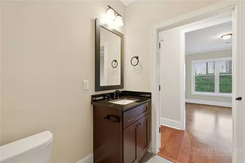 Bath - 155 Gateway Dr #101, Boone, NC 28607 photo 2 of 6