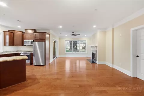 Living - 155 Gateway Dr #101, Boone, NC 28607 photo 4 of 7