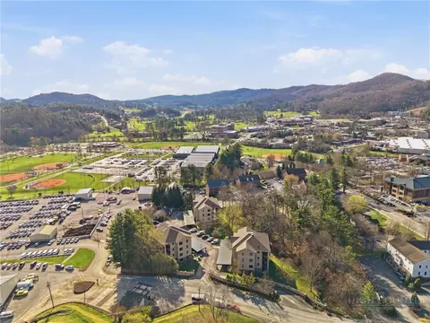 View/Area - 155 Gateway Dr #101, Boone, NC 28607 photo 4 of 4