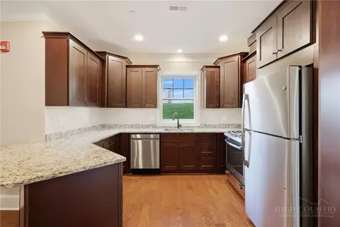 Kitchen - 155 Gateway Dr #101, Boone, NC 28607 photo 4 of 6