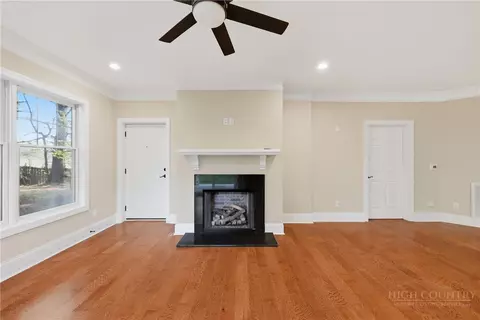 Living - 155 Gateway Dr #101, Boone, NC 28607 photo 5 of 7