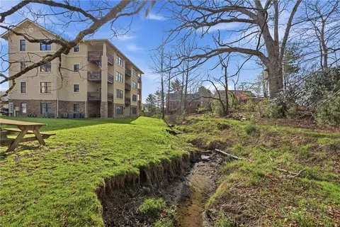 Exterior - 155 Gateway Dr #101, Boone, NC 28607 photo 9 of 9