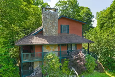 277 Country Ln, Newland, NC 28657