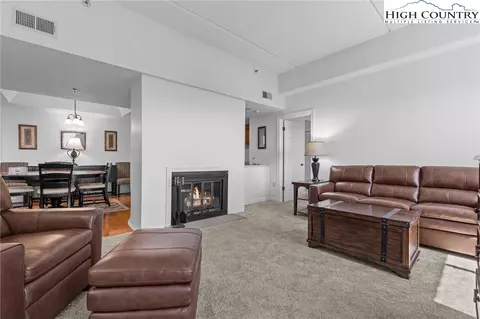 303 Sugar Top Dr #2404, Sugar Mountain, NC 28604