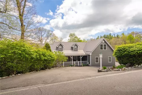 241 Heritage Ln, Blowing Rock, NC 28605