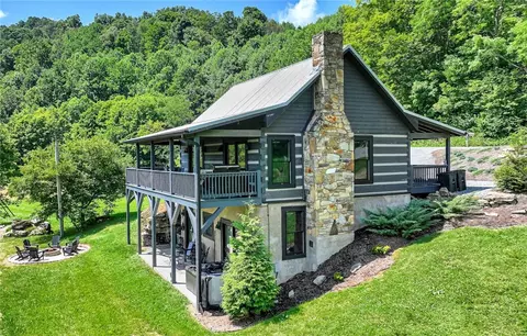 3244 Old Us Hwy 421, Vilas, NC 28692