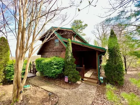 3673 Elk Ridge Rd, Ferguson, NC 28624