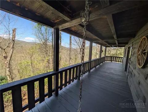 304 Mcguire Rd, Sugar Grove, NC 28679