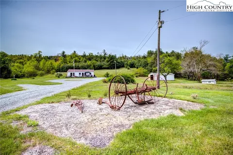 15872 Nc Hwy 18 S, Laurel Springs, NC 28644