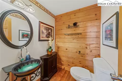 Bath - 196 Eagle Nest Rd, Purlear, NC 28665 photo 1 of 3