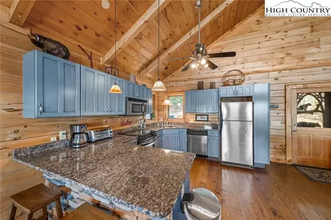 Kitchen - 196 Eagle Nest Rd, Purlear, NC 28665 photo 1 of 2