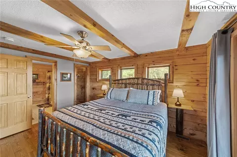 Bedroom - 196 Eagle Nest Rd, Purlear, NC 28665 photo 2 of 4