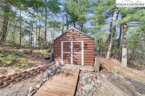 Exterior - 196 Eagle Nest Rd, Purlear, NC 28665 photo 7 of 7