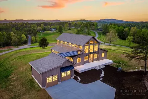2013 Hitching Post Trl, Lenoir, NC 28645