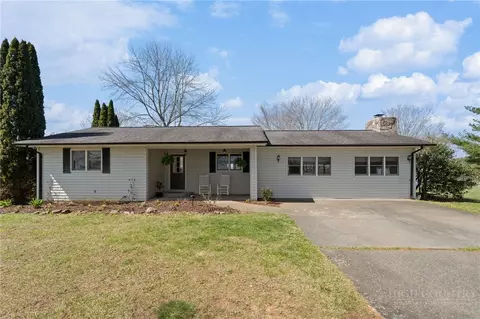 299 S Fork Church Rd, Piney Creek, NC 28663