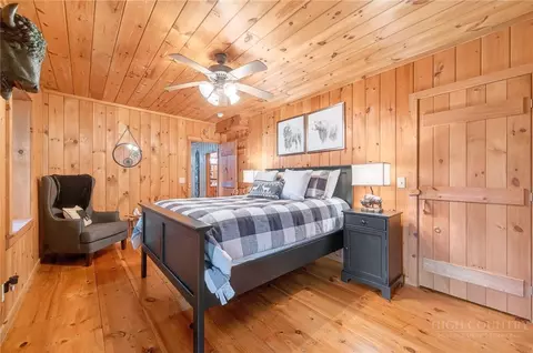 Bedroom - 376 Yellow Bear Rd, Todd, NC 28684 photo 7 of 7