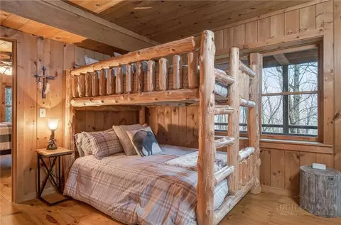 Bedroom - 376 Yellow Bear Rd, Todd, NC 28684 photo 5 of 7