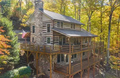 Exterior - 376 Yellow Bear Rd, Todd, NC 28684 photo 2 of 6