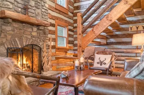 Living - 376 Yellow Bear Rd, Todd, NC 28684 photo 2 of 6