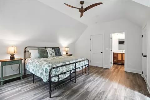 Bedroom - 727 Riverwind Dr, Lansing, NC 28643 photo 6 of 8