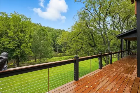 Exterior - 727 Riverwind Dr, Lansing, NC 28643 photo 6 of 8