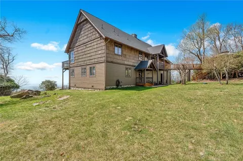 Exterior - 391 Oak Ridge Dr, Boone, NC 28607 photo 5 of 9