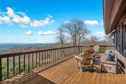 Exterior - 391 Oak Ridge Dr, Boone, NC 28607 photo 4 of 9