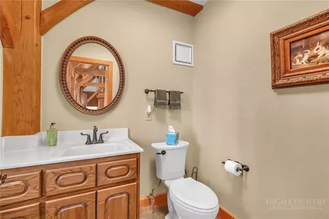Bath - 391 Oak Ridge Dr, Boone, NC 28607 photo 3 of 5