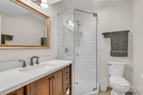 Bath - 391 Oak Ridge Dr, Boone, NC 28607 photo 5 of 5