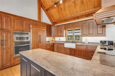 Kitchen - 391 Oak Ridge Dr, Boone, NC 28607 photo 3 of 3
