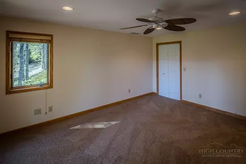 Bedroom - 2134 Valle Cay Dr, Vilas, NC 28692 photo 3 of 3
