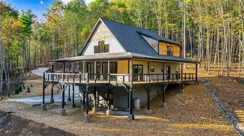 250 Noahs Rdg, Fleetwood, NC 28626