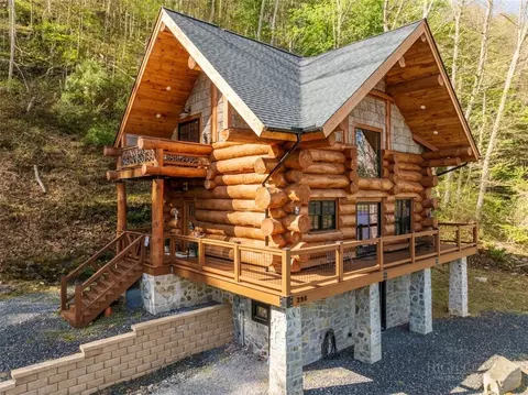 298 Riverwood Ln, Sparta, NC 28675