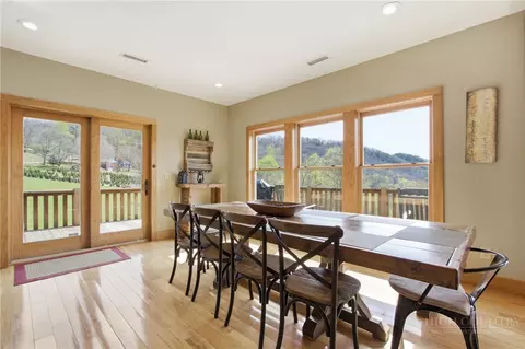 Dining - 2081 Blackberry Rd, Boone, NC 28607 photo 3 of 4