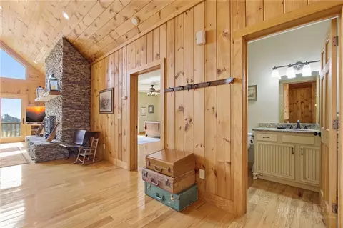 Entry Way - 2081 Blackberry Rd, Boone, NC 28607 photo 1 of 2