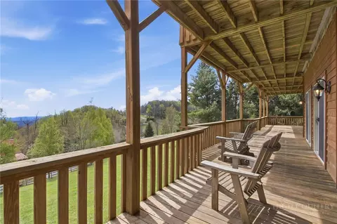 Exterior - 2081 Blackberry Rd, Boone, NC 28607 photo 5 of 9