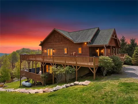 2081 Blackberry Rd, Boone, NC 28607